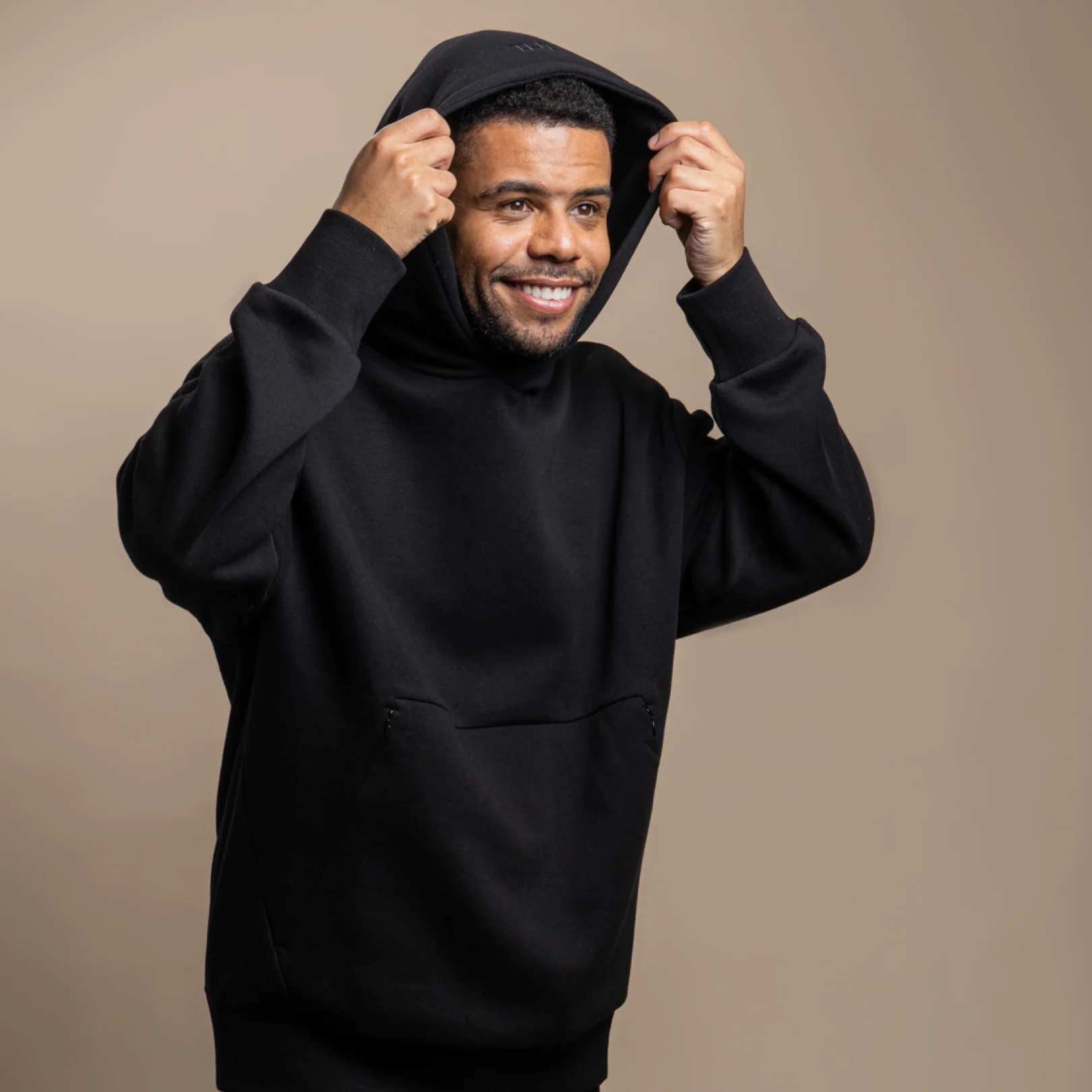Trtl Men's Travel Hoodie - Image 10