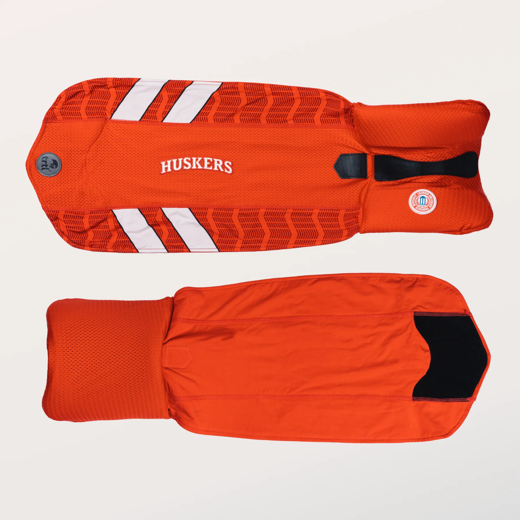 Trtl Travel Pillow Cool Collegiate Collection - Image 17