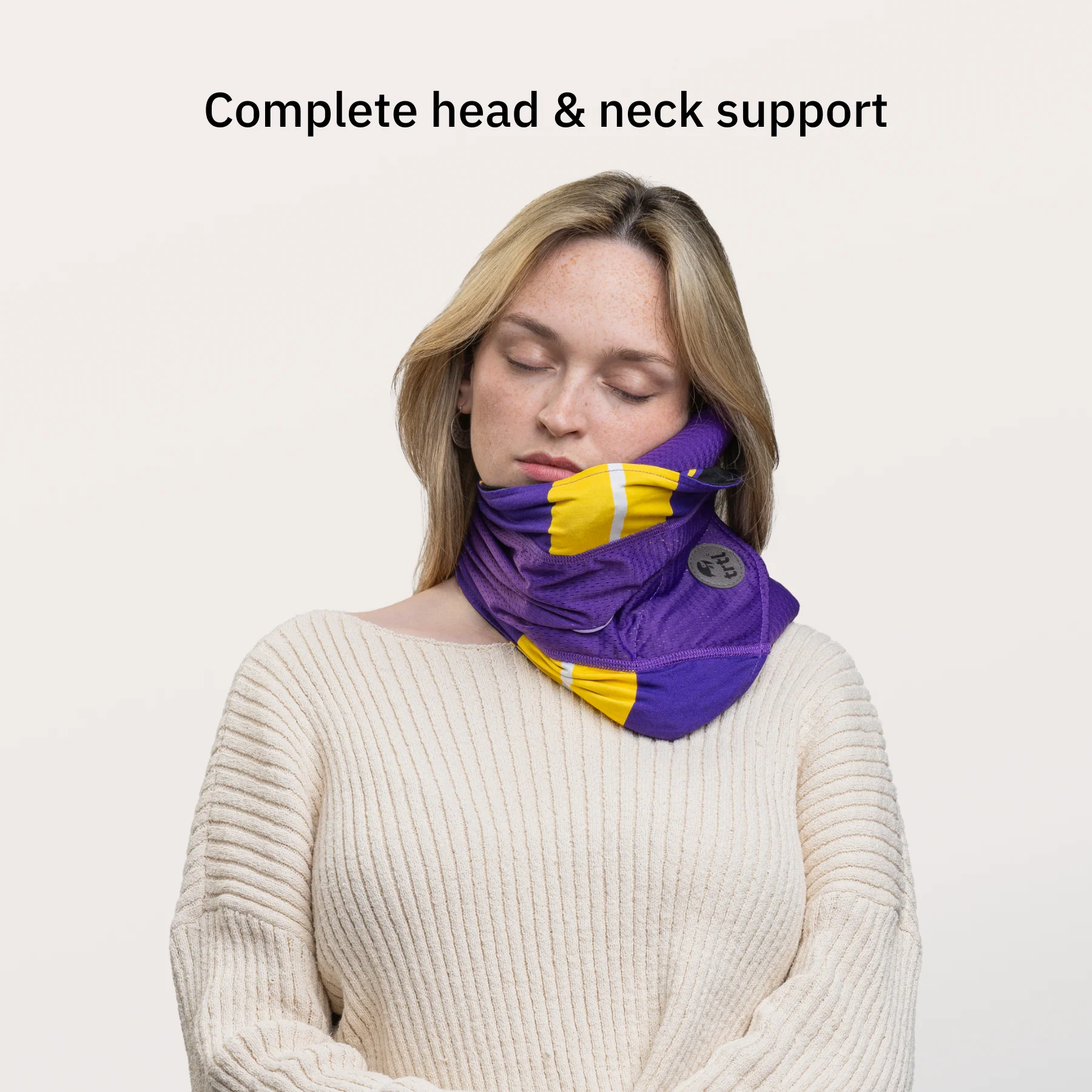 Trtl Travel Pillow Cool Collegiate Collection - Image 3