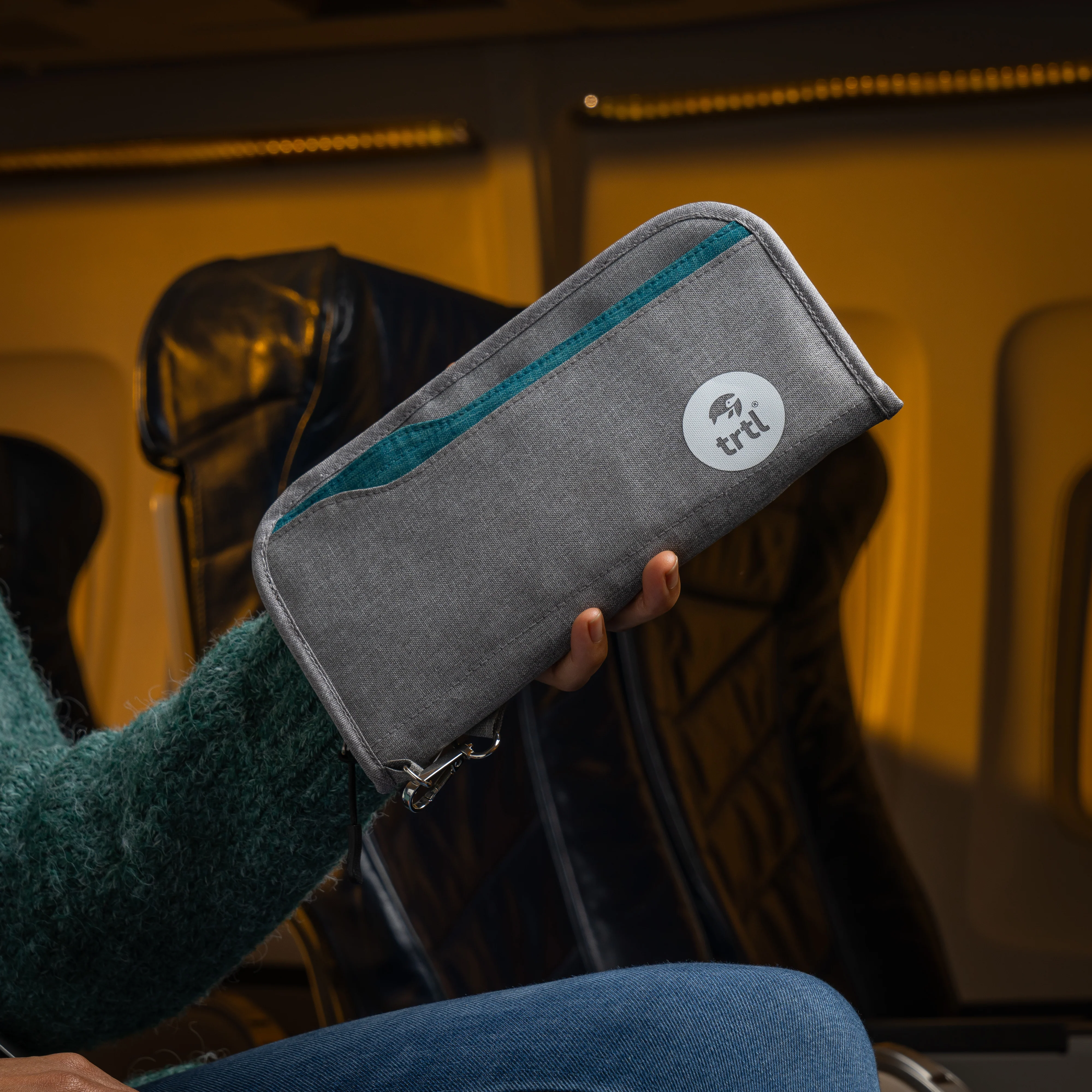 TRTL TRAVEL WALLET - Image 5